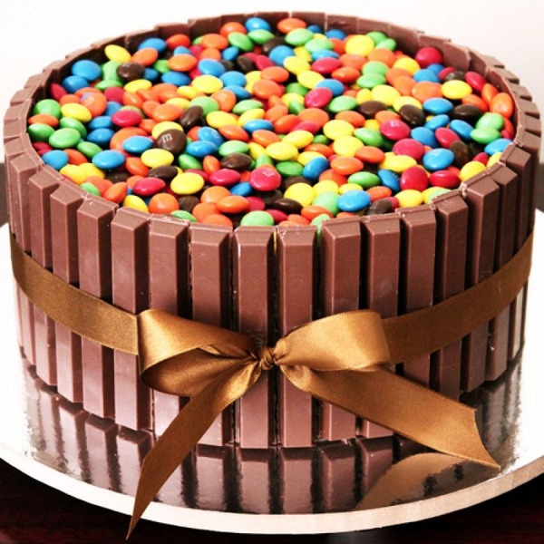 Kit-kat Gems Cake