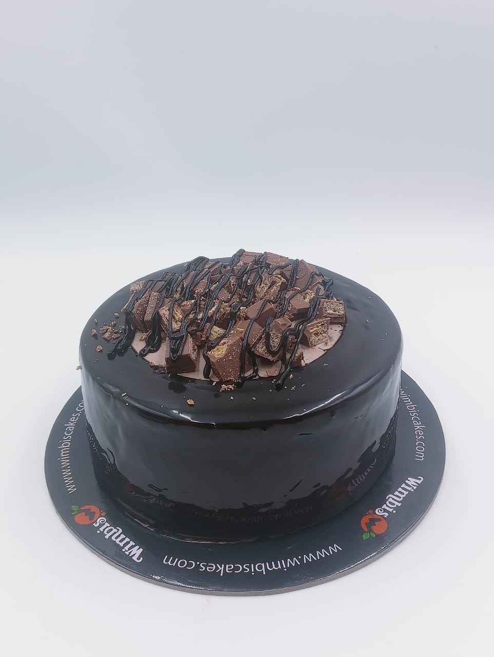 Kitkat Choco Truffle Cake